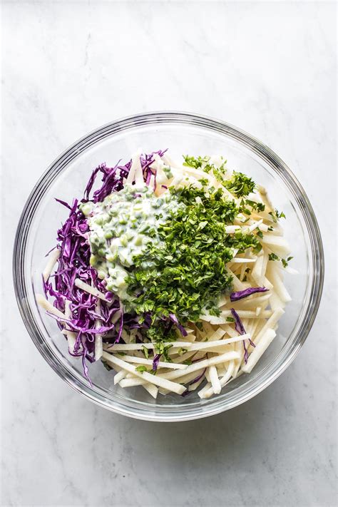 How much fat is in jicama slaw with lime - calories, carbs, nutrition