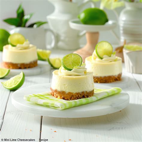 How much fat is in key lime cheesecake round - calories, carbs, nutrition