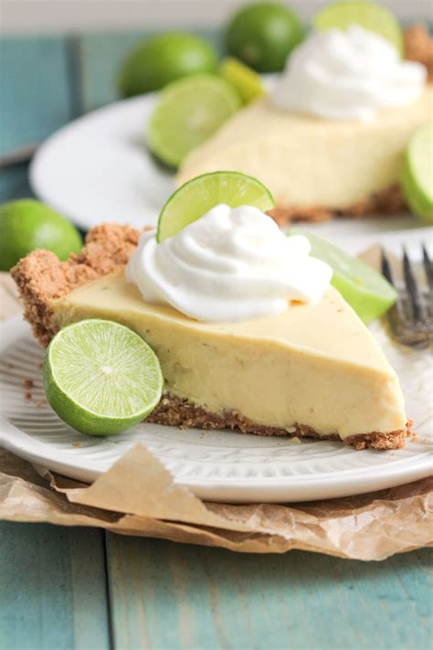 How much fat is in key lime pie 1/8 pie - calories, carbs, nutrition