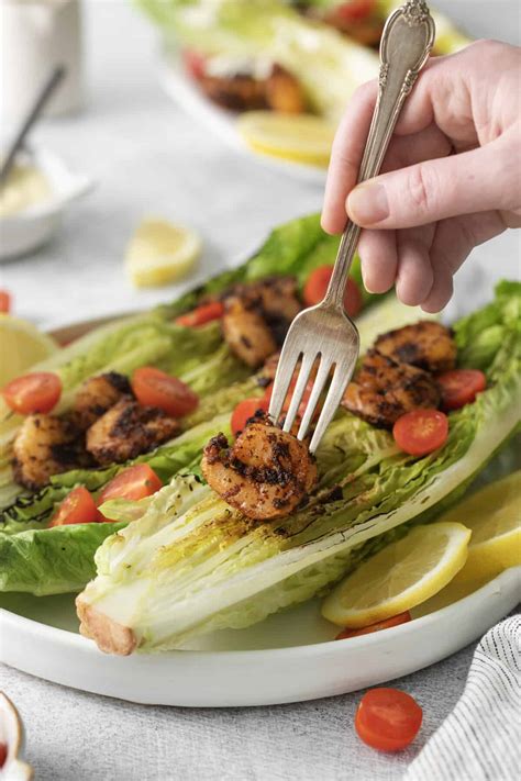 How much fat is in key west shrimp caesar salad - calories, carbs, nutrition