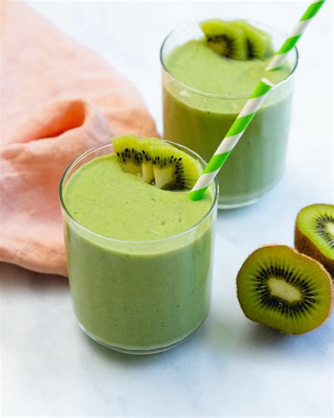 How much fat is in kiwi smoothie (30779.0) - calories, carbs, nutrition