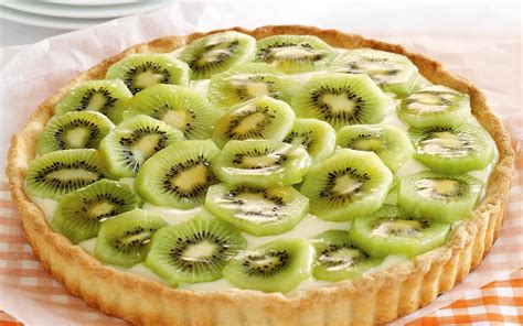 How much fat is in kiwi tart - calories, carbs, nutrition