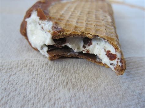 How much fat is in klondike choco taco - calories, carbs, nutrition