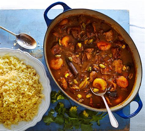 How much fat is in lamb tagine - calories, carbs, nutrition