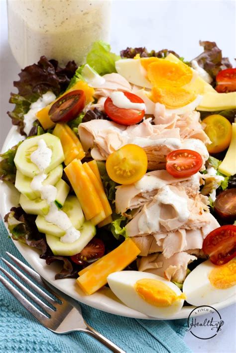 How much fat is in large chef salad w/ranch dressing - calories, carbs, nutrition