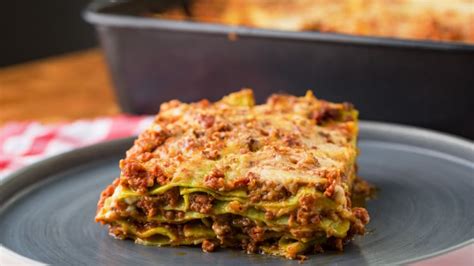 How much fat is in lasagna verde hp slc=3x3 - calories, carbs, nutrition