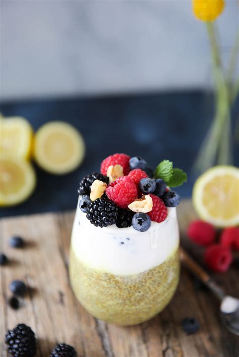 How much fat is in lemon blueberry chia pudding parfait - calories, carbs, nutrition