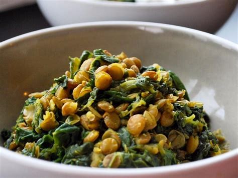 How much fat is in lentil pilaf with spinach - calories, carbs, nutrition