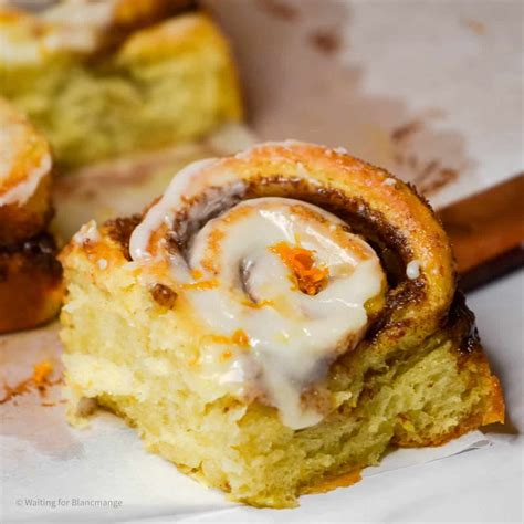 How much fat is in lime zest cinnamon roll, icing - calories, carbs, nutrition