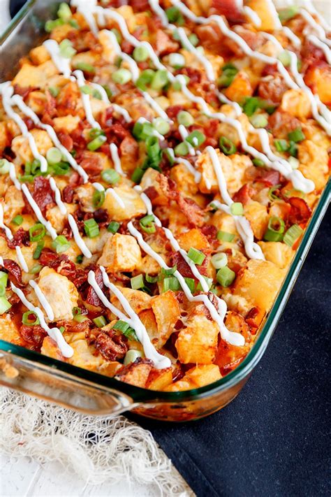 How much fat is in loaded potato and buffalo chicken casserole - calories, carbs, nutrition