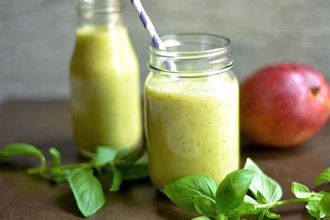 How much fat is in mango basil smoothie - calories, carbs, nutrition