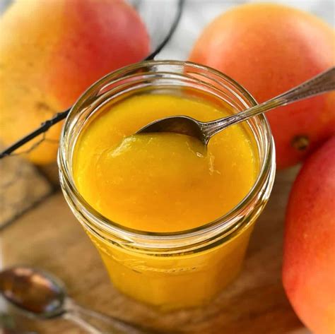 How much fat is in mango coulis - calories, carbs, nutrition