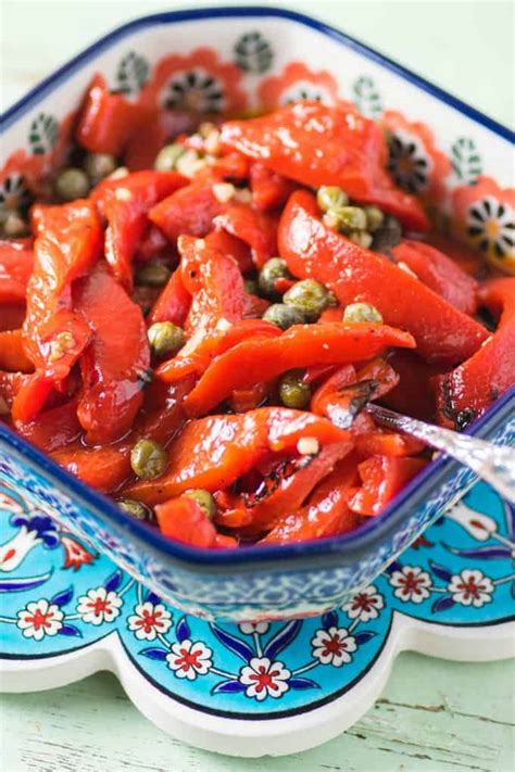 How much fat is in marinated roasted red peppers - calories, carbs, nutrition