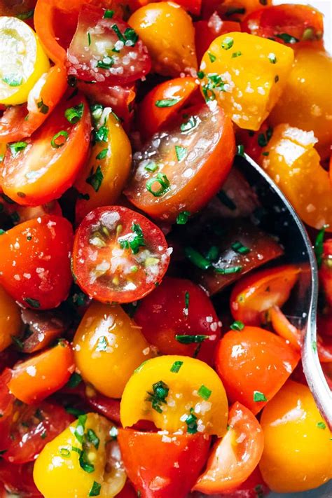 How much fat is in marinated tomatoes - calories, carbs, nutrition