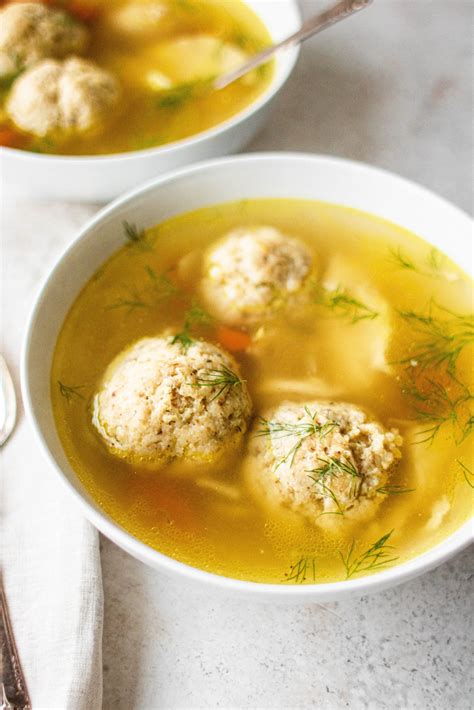 How much fat is in matzo ball soup - calories, carbs, nutrition