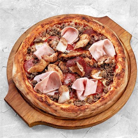 How much fat is in meat lovers pizza (16114.2) - calories, carbs, nutrition