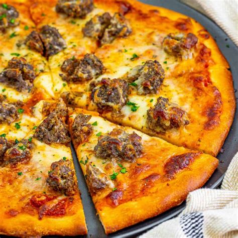 How much fat is in meatball pizza - calories, carbs, nutrition