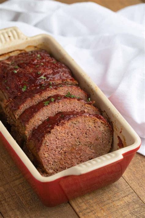 How much fat is in meatloaf beef 3 oz - calories, carbs, nutrition
