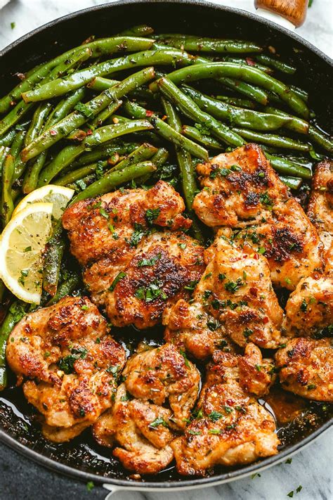 How much fat is in mediterranean chicken stew and green beans withlemon and garlic with herb roasted tomatoes - calories, carbs, nutrition