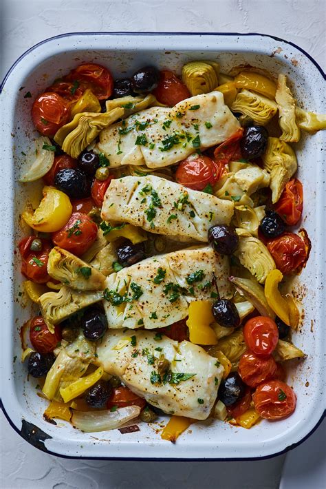 How much fat is in mediterranean rubbed cod, baked - calories, carbs, nutrition