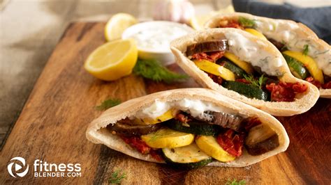 How much fat is in mediterranean veggie pita - mindful - calories, carbs, nutrition