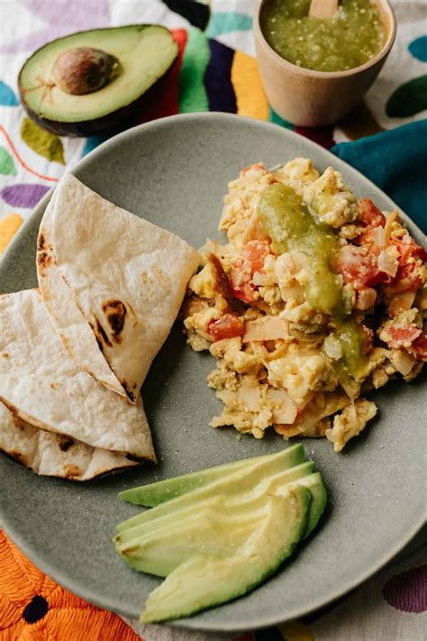 How much fat is in mexican breakfast scramble for tacos - calories, carbs, nutrition