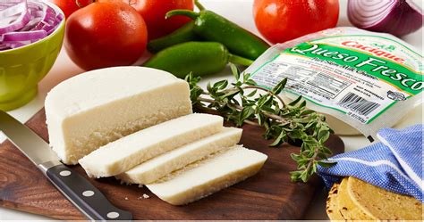 How much fat is in mexican cheese - calories, carbs, nutrition