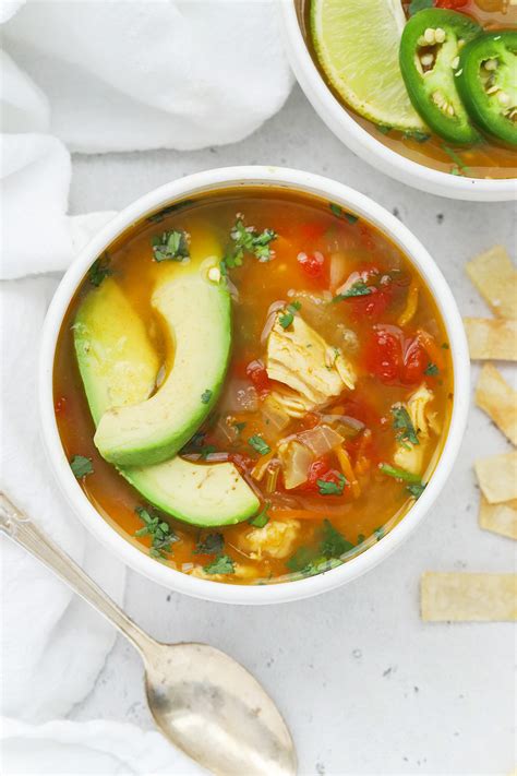 How much fat is in mexican chicken and lime soup 16 oz - calories, carbs, nutrition