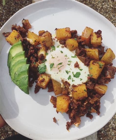 How much fat is in mexican chorizo hash - calories, carbs, nutrition
