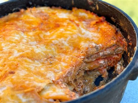 How much fat is in mexican lasagna - calories, carbs, nutrition