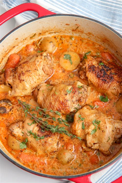 How much fat is in mexican stewed chicken - calories, carbs, nutrition