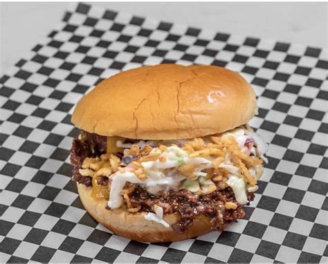 How much fat is in mighty mo burger - calories, carbs, nutrition