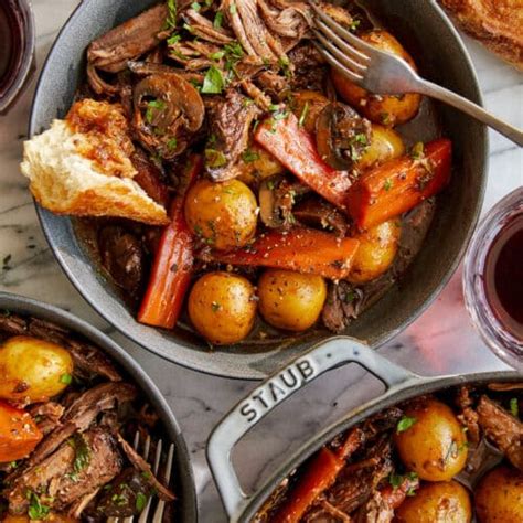 How much fat is in mini beef pot roast - calories, carbs, nutrition