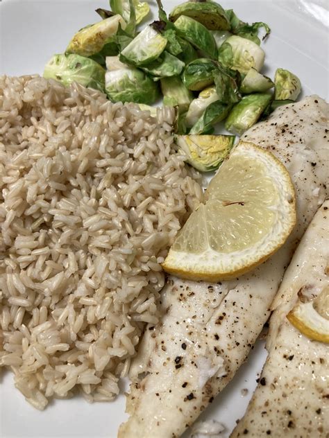 How much fat is in moroccan style tilapia, brown rice with cumin, vegetable slaw - calories, carbs, nutrition