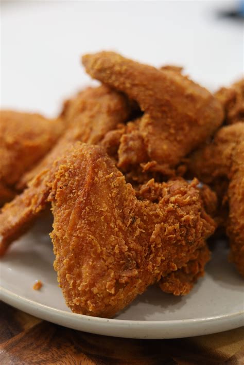 How much fat is in mustard fried chicken - calories, carbs, nutrition
