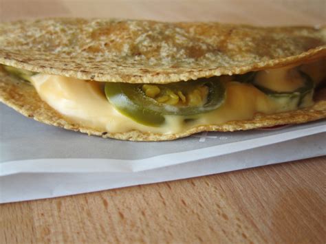 How much fat is in nacho monster taco - calories, carbs, nutrition