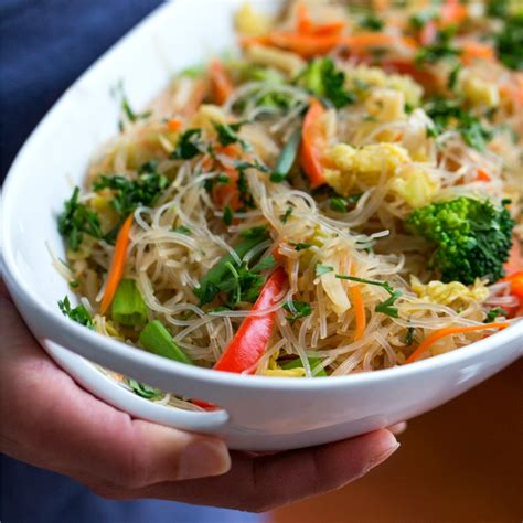 How much fat is in noodle cellophane cooked basic method 1 cup - calories, carbs, nutrition