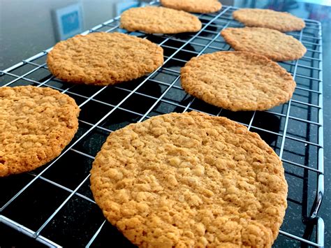 How much fat is in oat biscuits - calories, carbs, nutrition