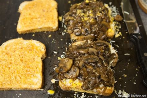 How much fat is in obc sand portobello grilled cheese & sauce - calories, carbs, nutrition