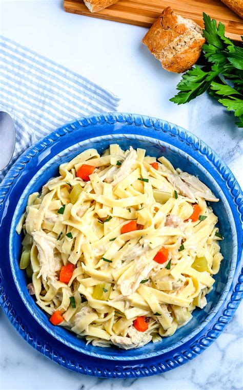 How much fat is in old fashioned chicken noodle - calories, carbs, nutrition