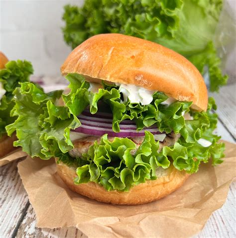 How much fat is in onion caesar burger - calories, carbs, nutrition