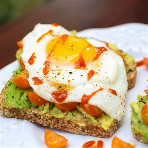 How much fat is in open face breakfast sandwich (17387.0) - calories, carbs, nutrition