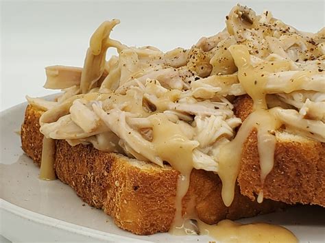 How much fat is in open face turkey sandwich - calories, carbs, nutrition