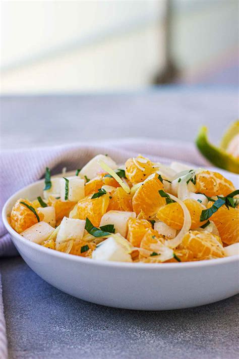 How much fat is in orange and jicama salad retail package - calories, carbs, nutrition