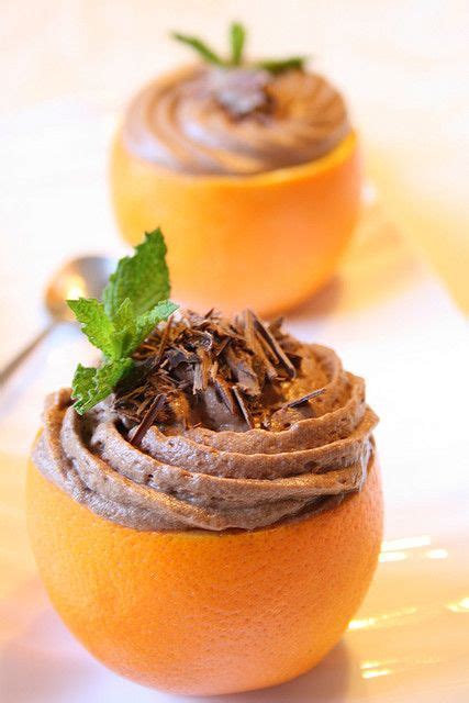 How much fat is in orange chocolate mousse - calories, carbs, nutrition