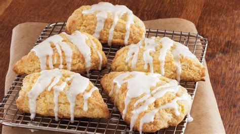 How much fat is in orange ginger scones - calories, carbs, nutrition