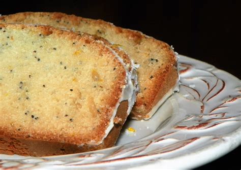 How much fat is in orange poppy seed pound cake - calories, carbs, nutrition