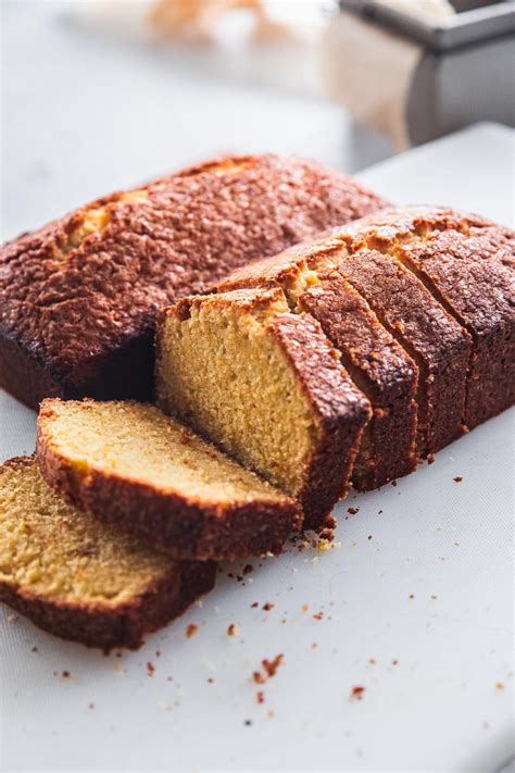 How much fat is in orange pound cake - calories, carbs, nutrition