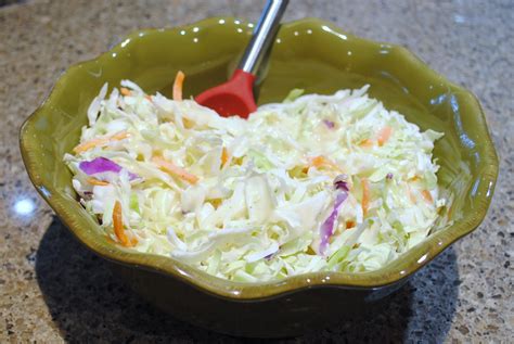 How much fat is in organic country cole slaw - calories, carbs, nutrition