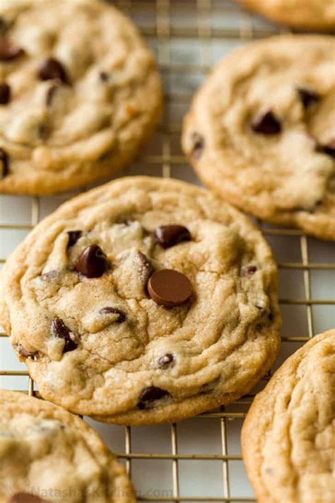 How much fat is in original chocolate chip cookies - calories, carbs, nutrition